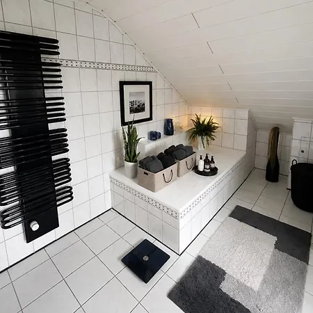 Design Nahe Cochem Mit Balkon - Fuer Bis Zu 4 Personen -95 Qm - Eifel-mosel Lounge Greimersburg